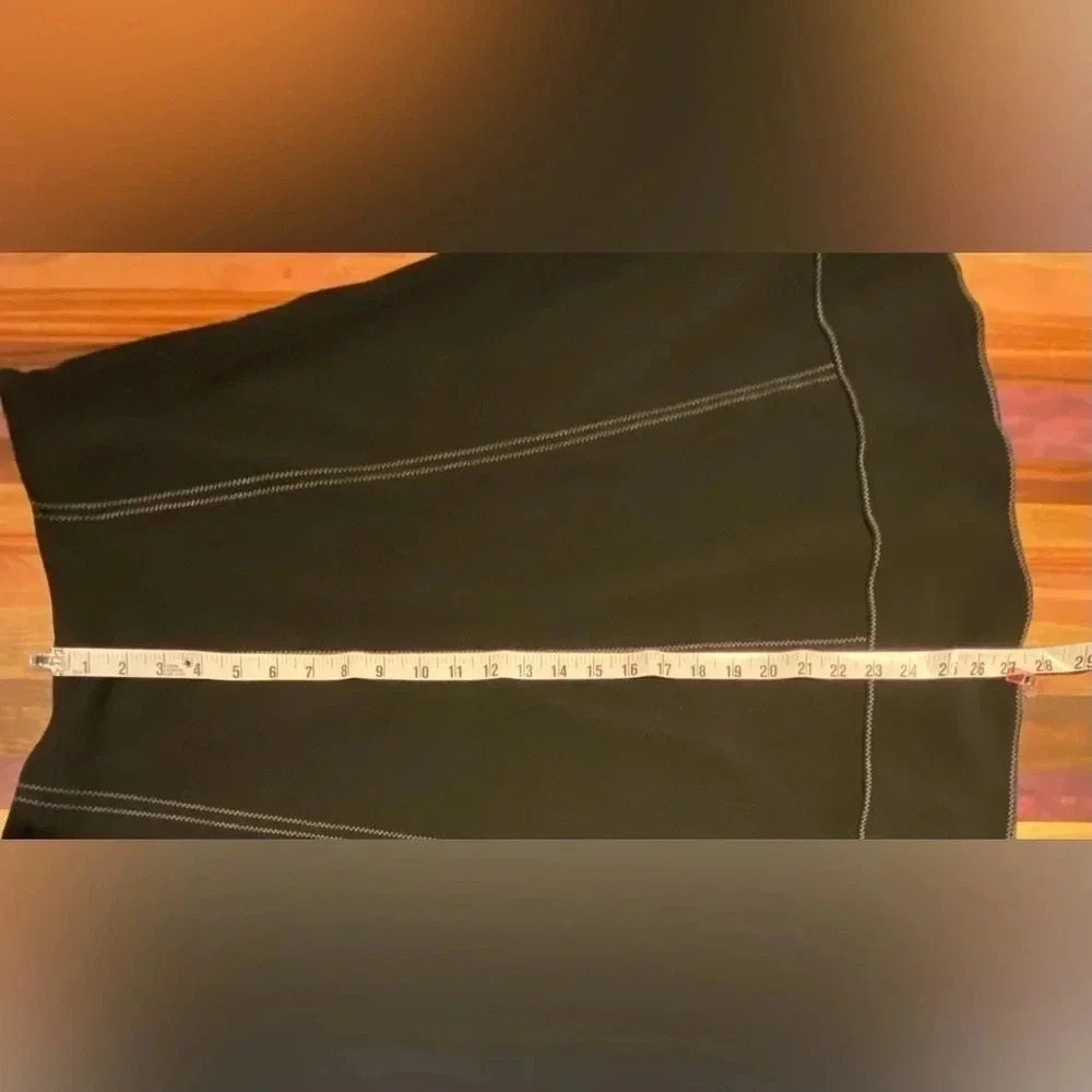 Allison Taylor black skirt, 10 - Picture 6 of 6
